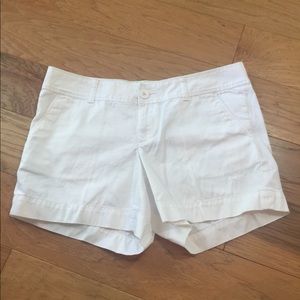 Lilly Pulitzer Callahan shorts size 8 white